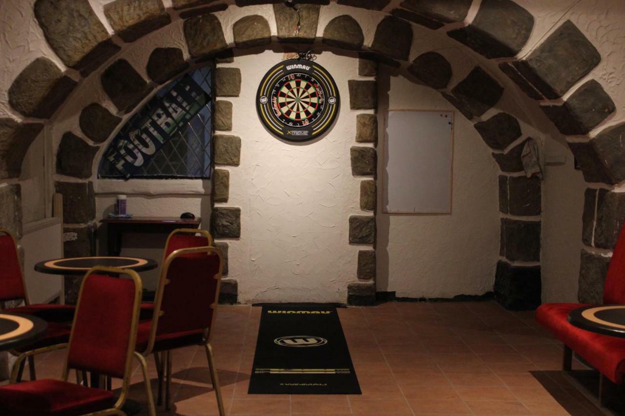 Red Lion Hotel Tredegar المظهر الخارجي الصورة
